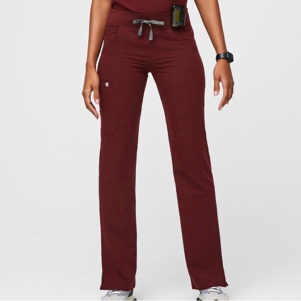 Figs Burgundy Petite Kade Cargo Scrub Pants
